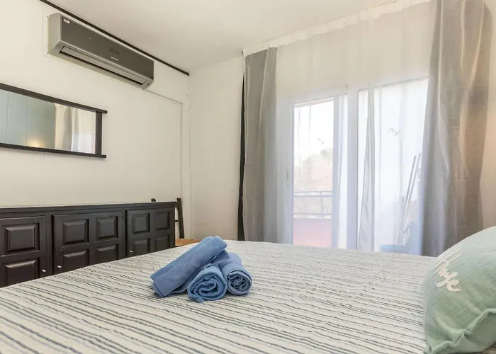 Salines Xvii By Interhome